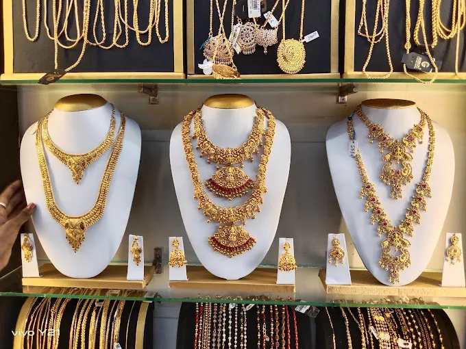 SRI VARI FASHION JEWELLERY